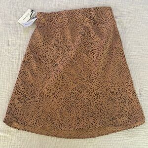 aritzia babaton mini slip skirt